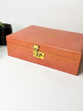 Vintage Peach Coral Leather Jewelry Box with Gold Hardware